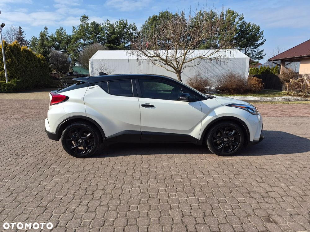 Toyota C-HR - 11
