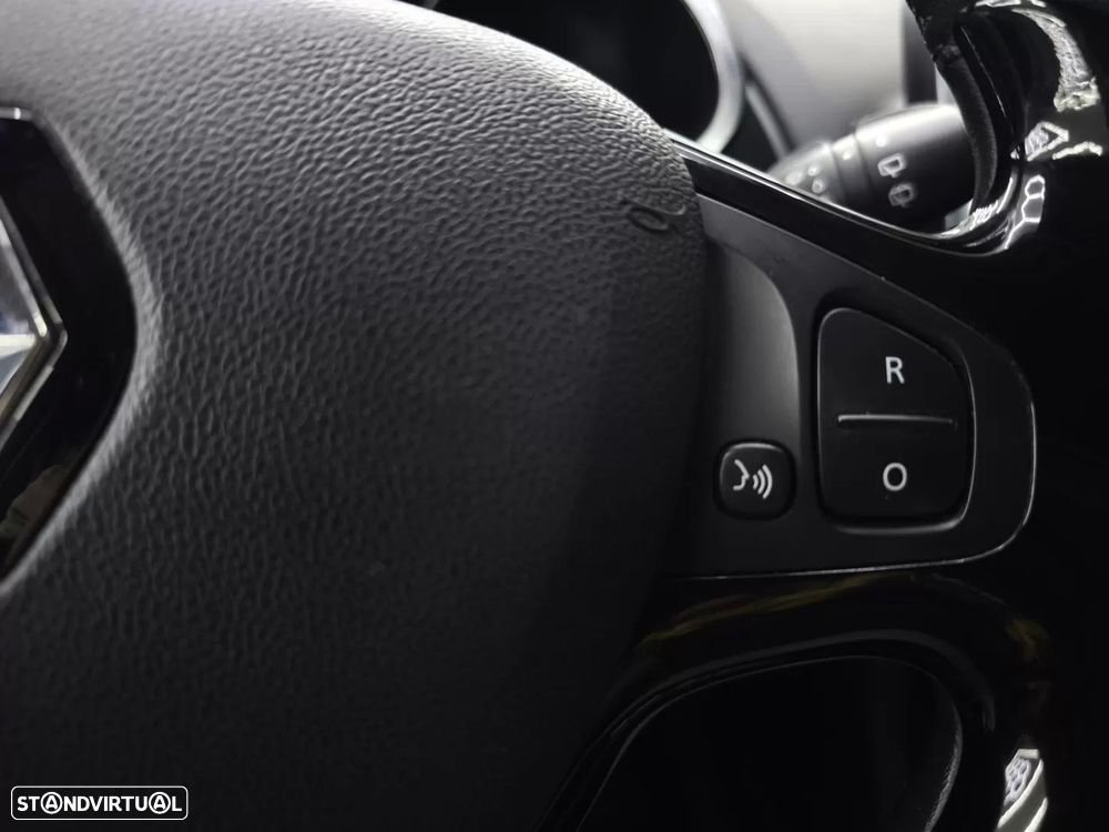 Renault Clio dCi 90 Dynamique - 25