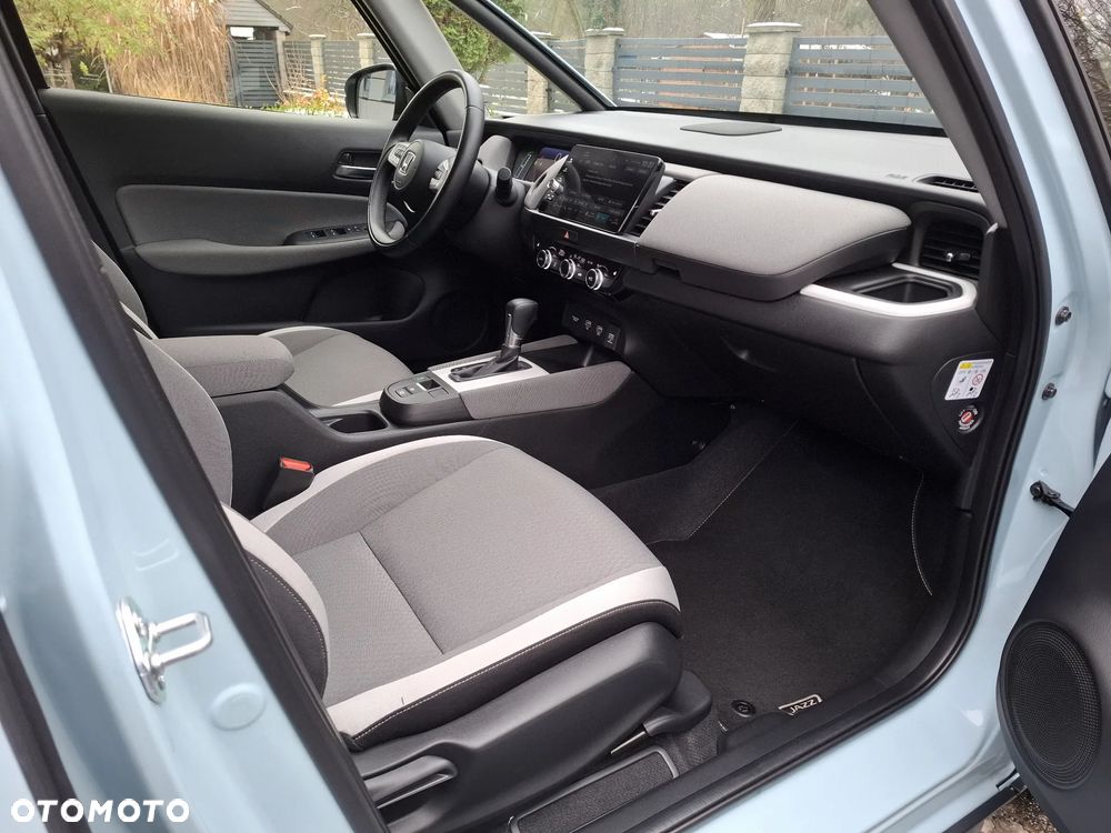 Honda Jazz 1.5 i-MMD Executive Crosstar - 12