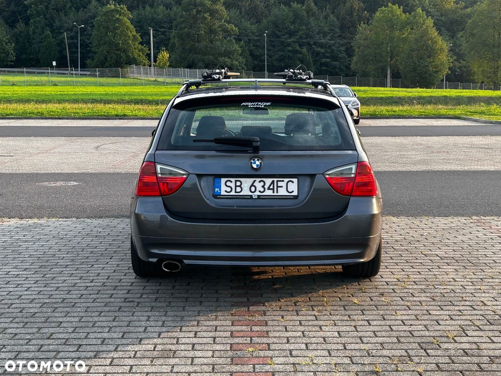 BMW Seria 3 320d - 4