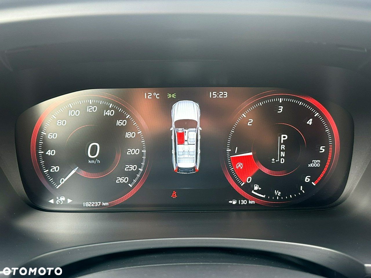Volvo V90 Cross Country D5 SCR AWD Pro - 29