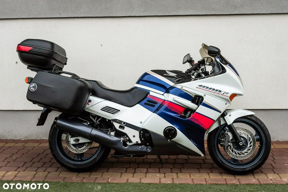 Honda CBR - 2