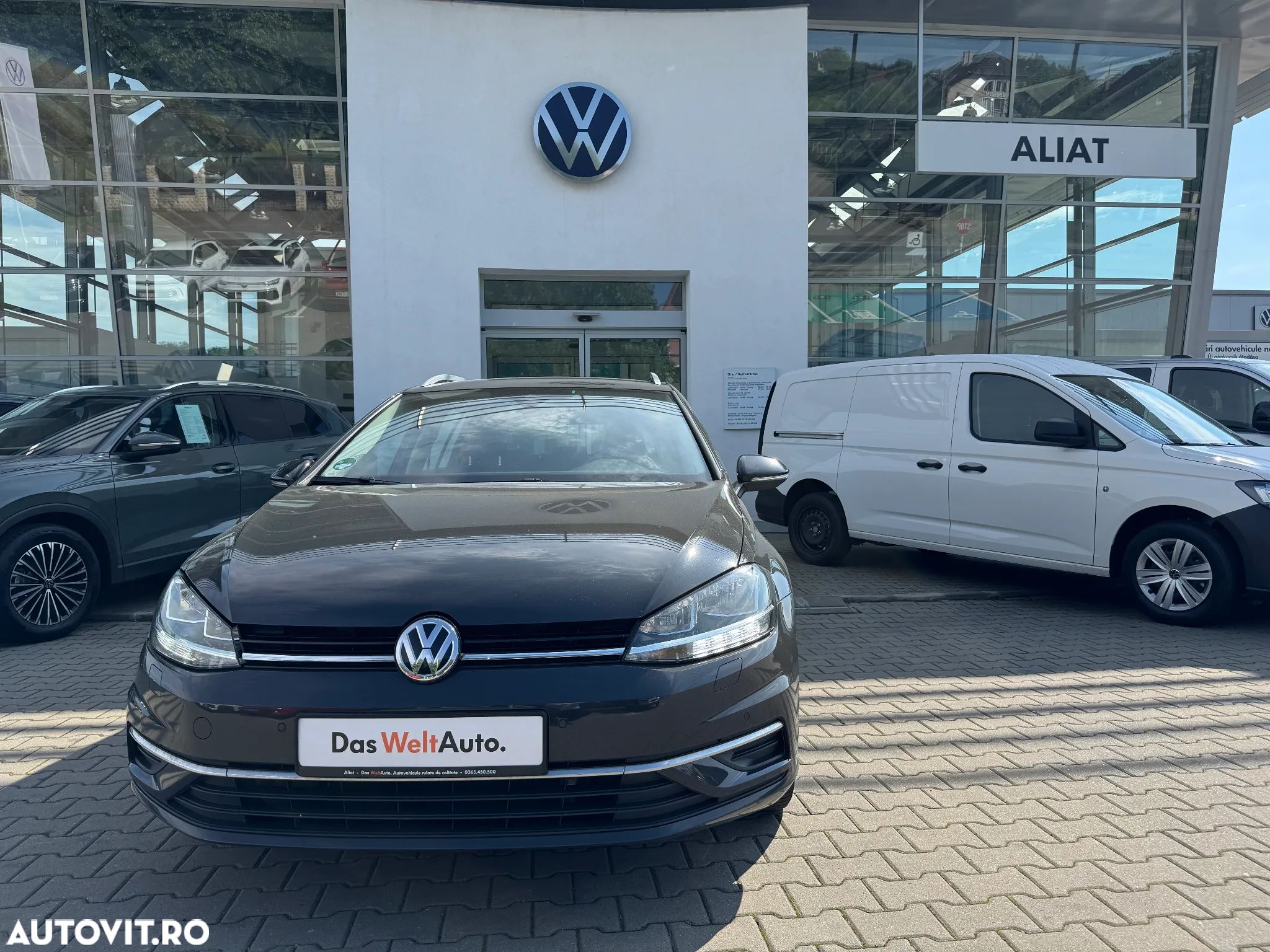 Volkswagen Golf 1.6 TDI (BlueMotion Technology) Comfortline - 1