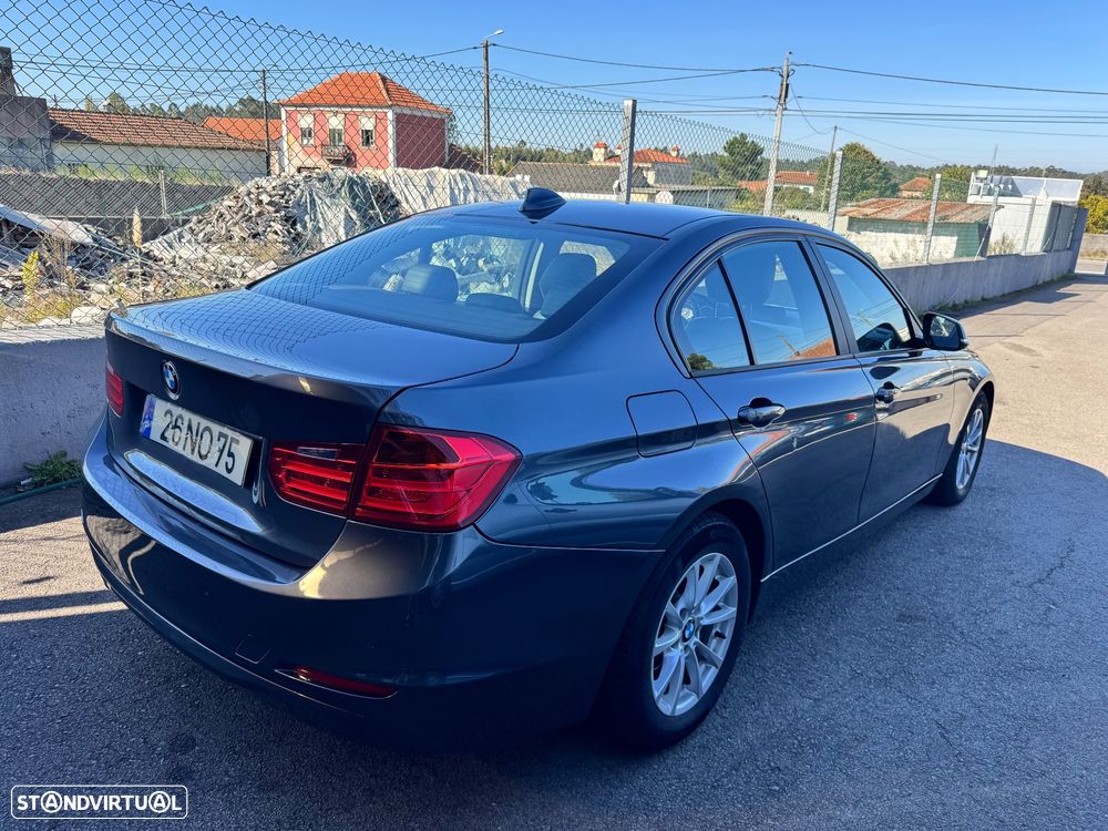 BMW 318 d Navigation Auto - 4