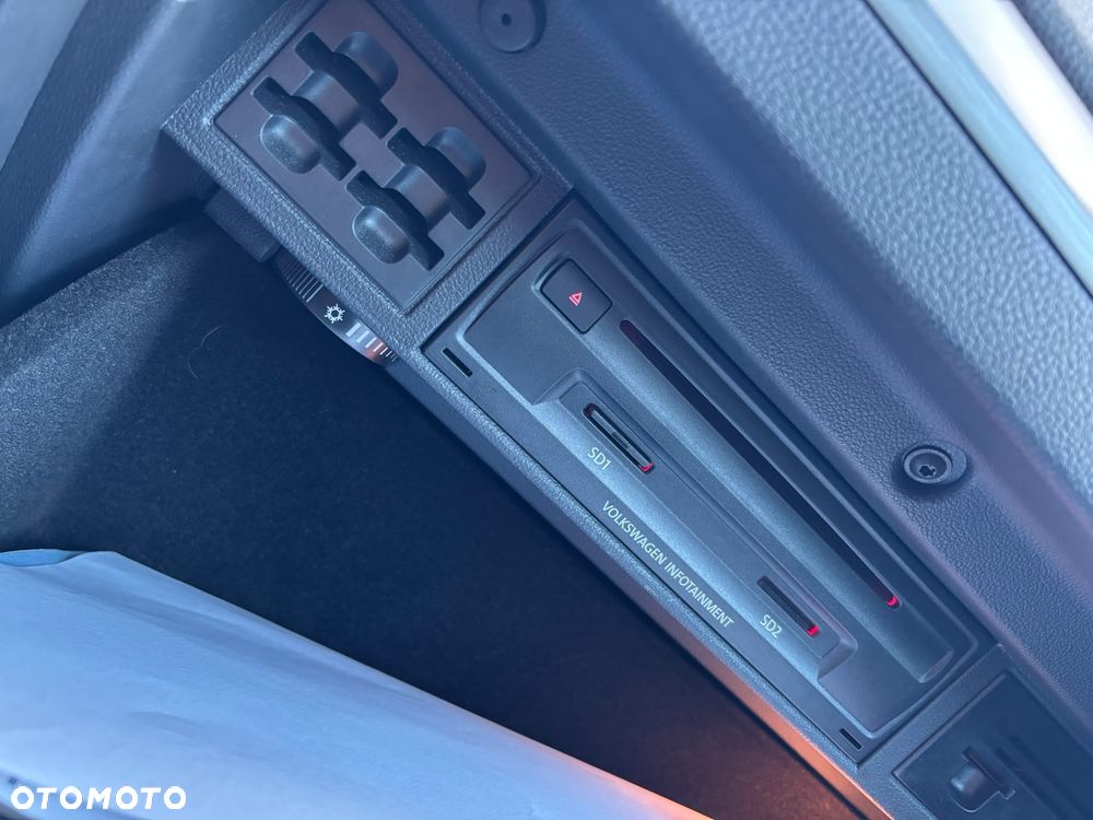 Volkswagen Golf - 17