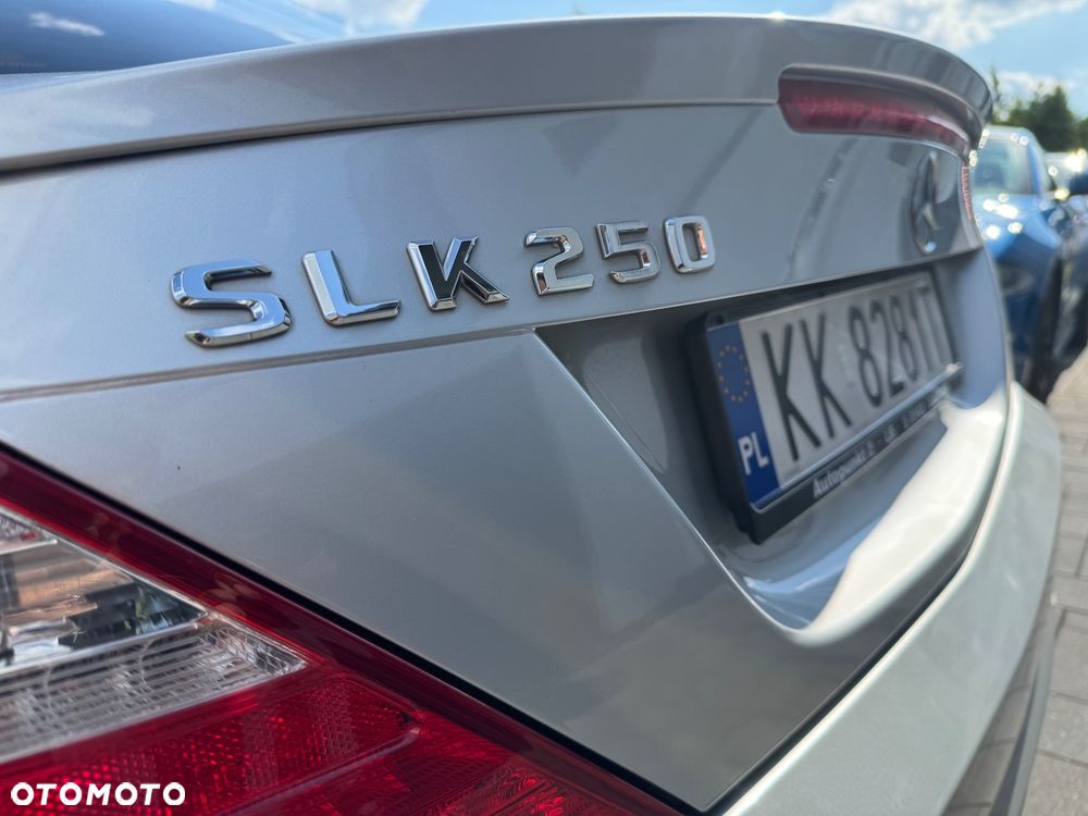 Mercedes-Benz SLK 250 CGI - 22