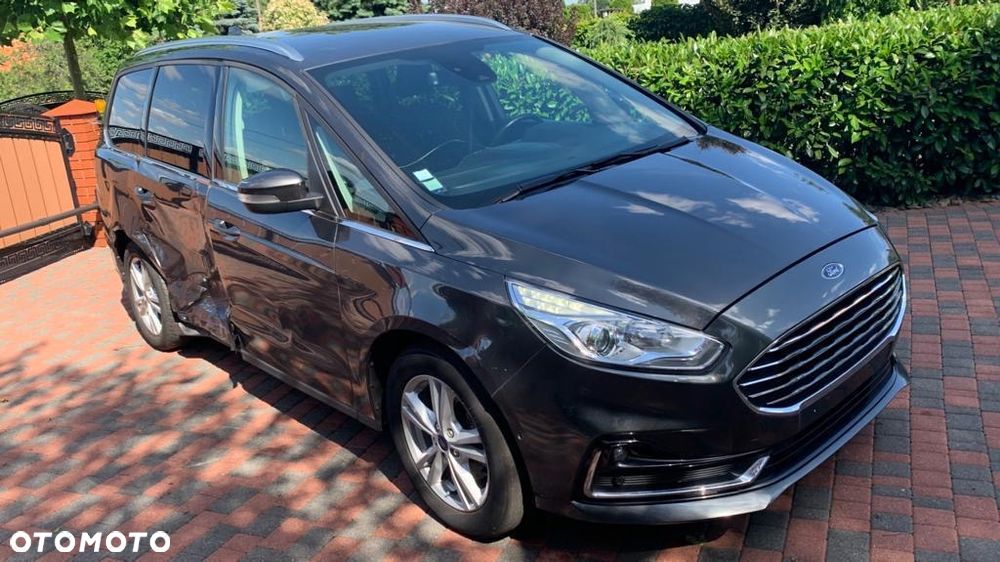 Ford Galaxy 2.0 EcoBlue S&S TITANIUM - 2