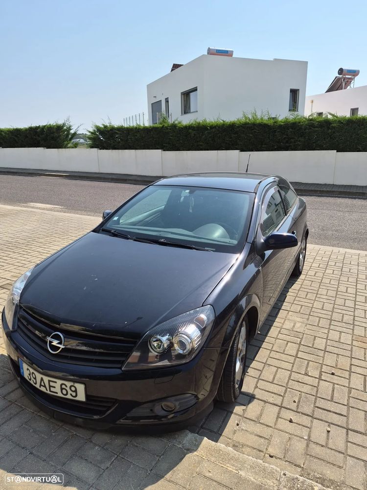 Opel Astra GTC 1.3 CDTI - 2