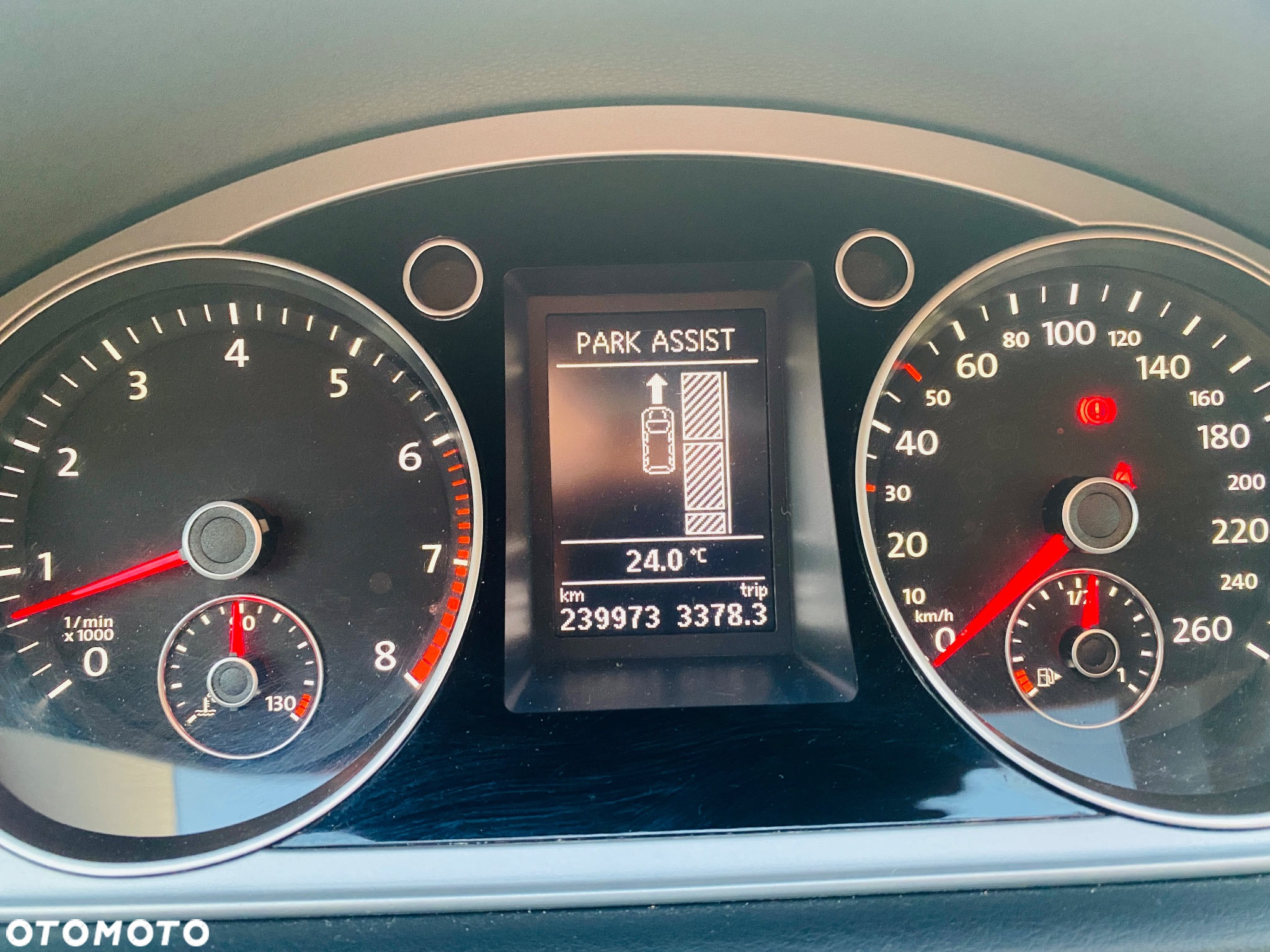 Volkswagen Passat 1.4 TSI BMT Comfortline - 20