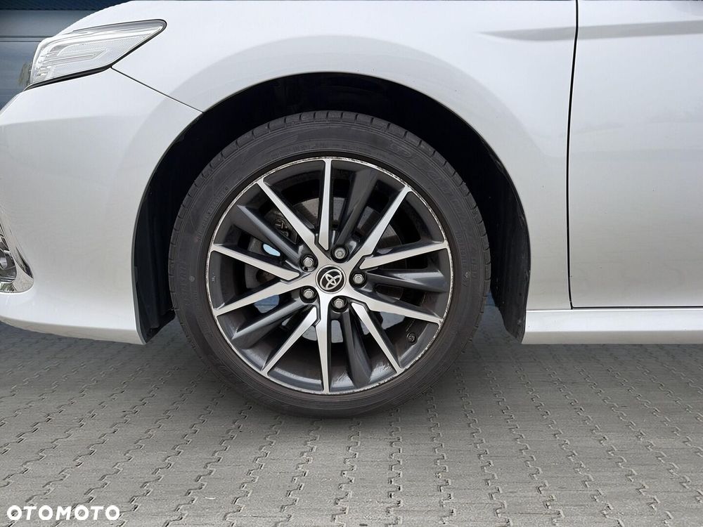Toyota Camry 2.5 Hybrid Executive CVT - 20