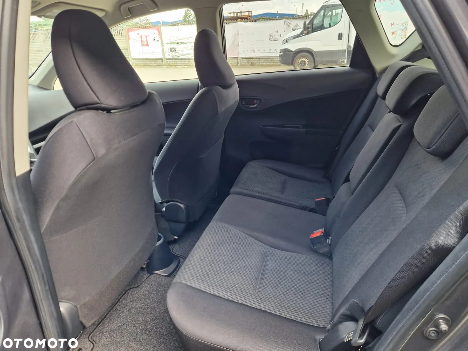 Toyota Verso S 1.33 Premium - 14