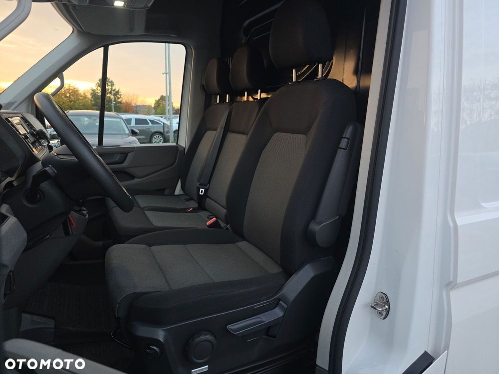 Volkswagen Crafter - 11