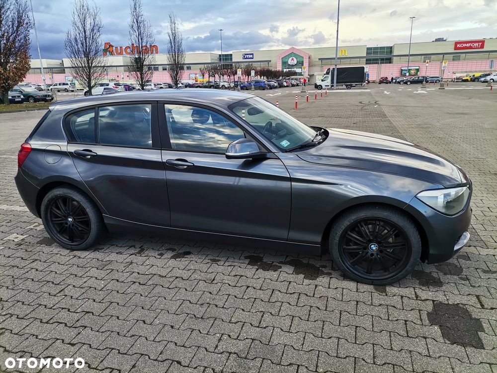 BMW Seria 1 114d Sport Line - 36