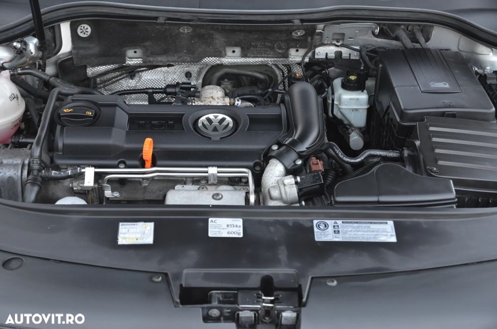 Volkswagen Passat 1.4 TSI Comfortline DSG - 39