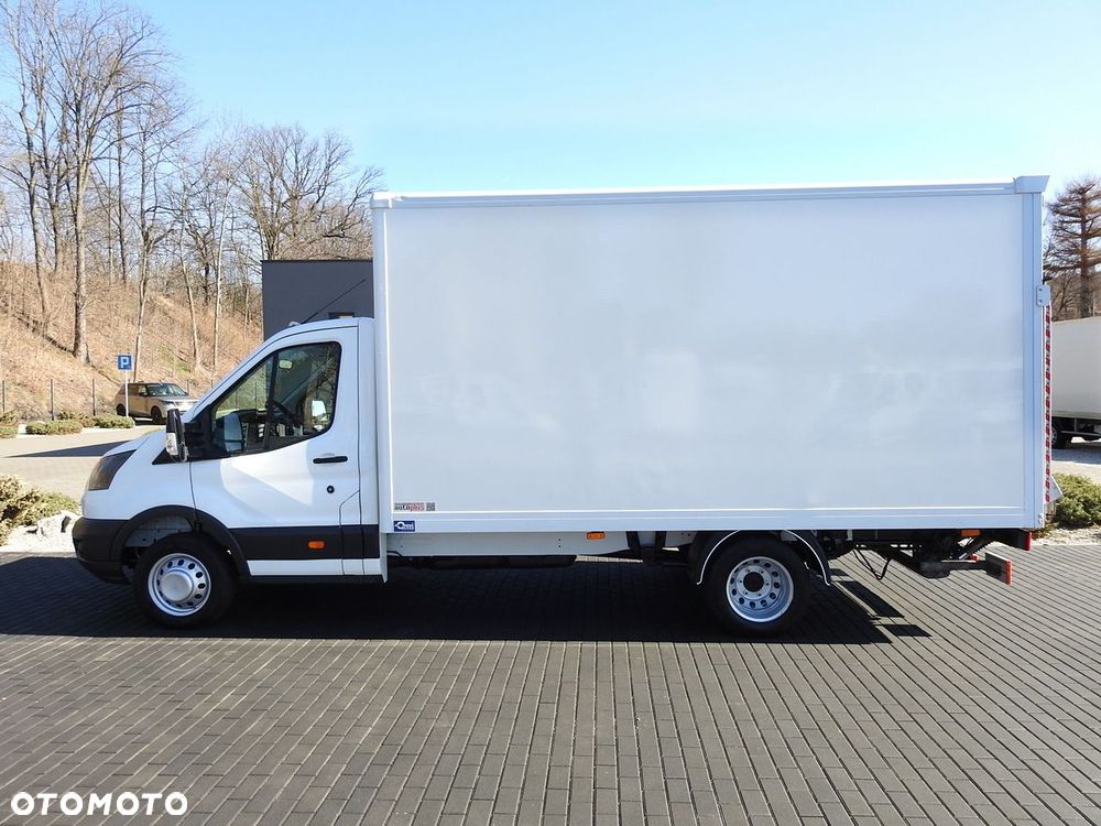 Ford TRANSIT  KONTENER WINDA 8 PALET BLIŹNIACZE KOŁA KLIMATYZACJA  130KM - 9