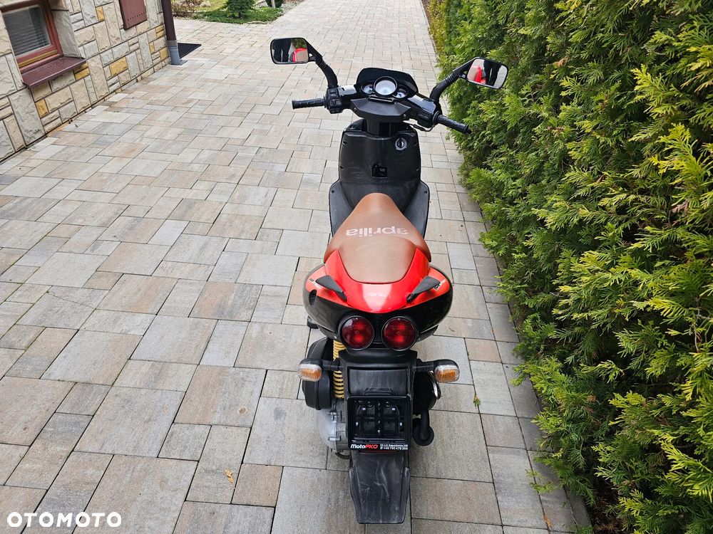 Aprilia SR - 11