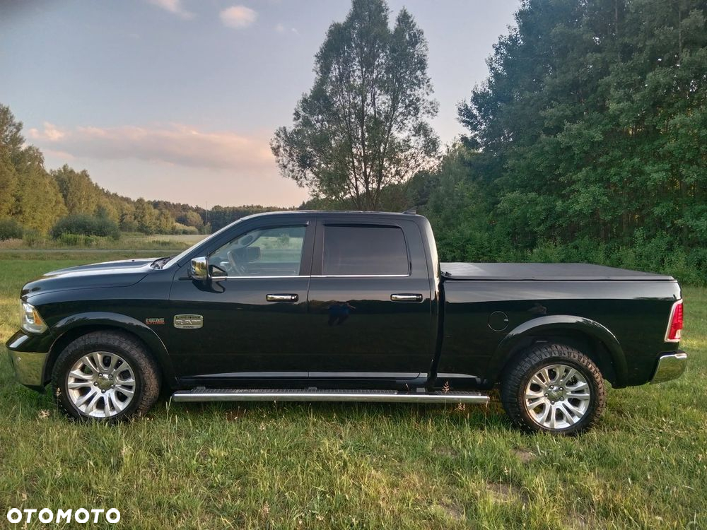 Dodge RAM 1500 5.7 4x4 - 5