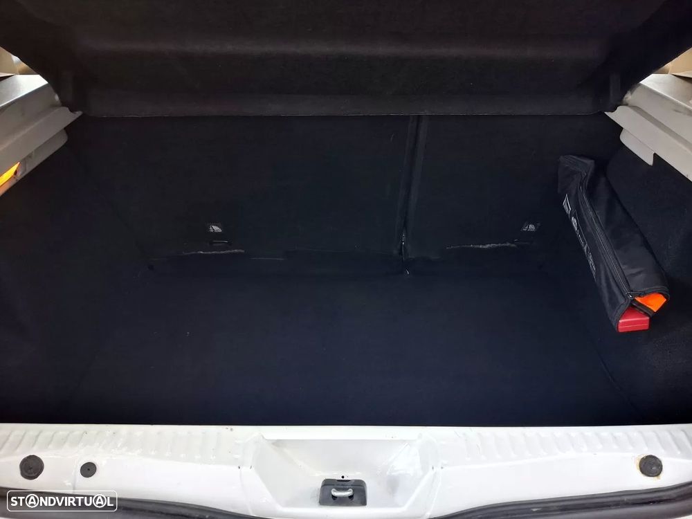 Dacia Sandero 1.0 SCe Comfort - 16