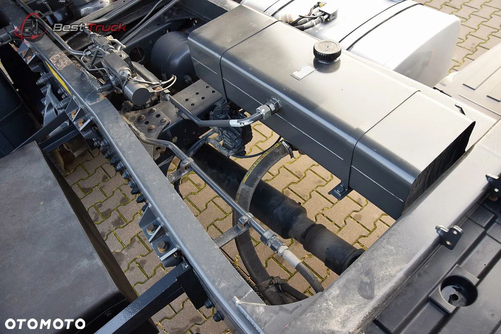 Mercedes-Benz AROCS 1840  / 4X2 / MEILLER KIPPER  4,8m  /  SILNIK  11 L  / DMC 44000 KG / PRZYCZEPA 27T / - 25