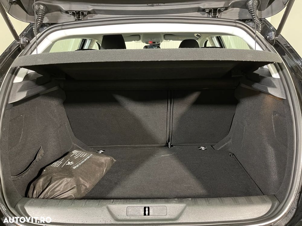 Peugeot 308 1.5 BlueHDi FAP STT EAT8 Active Pack - 11