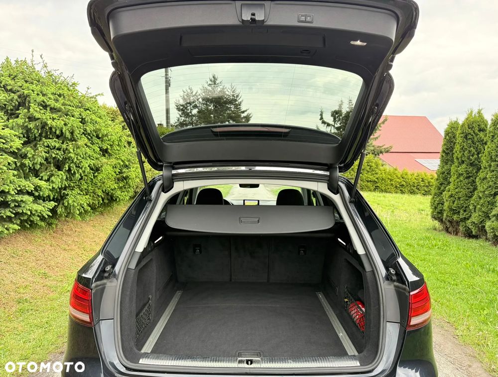 Audi A4 Avant 2.0 TDI S tronic quattro - 27