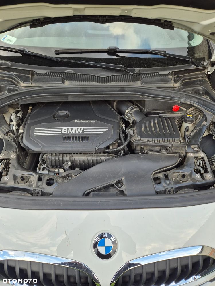 BMW Seria 2 218i - 6