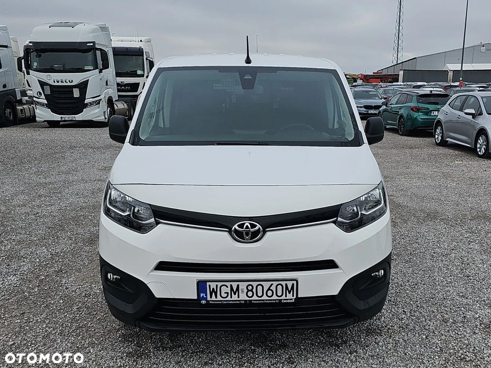 Toyota Proace 2021 photo 2
