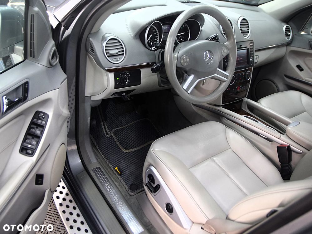 Mercedes-Benz GL - 20