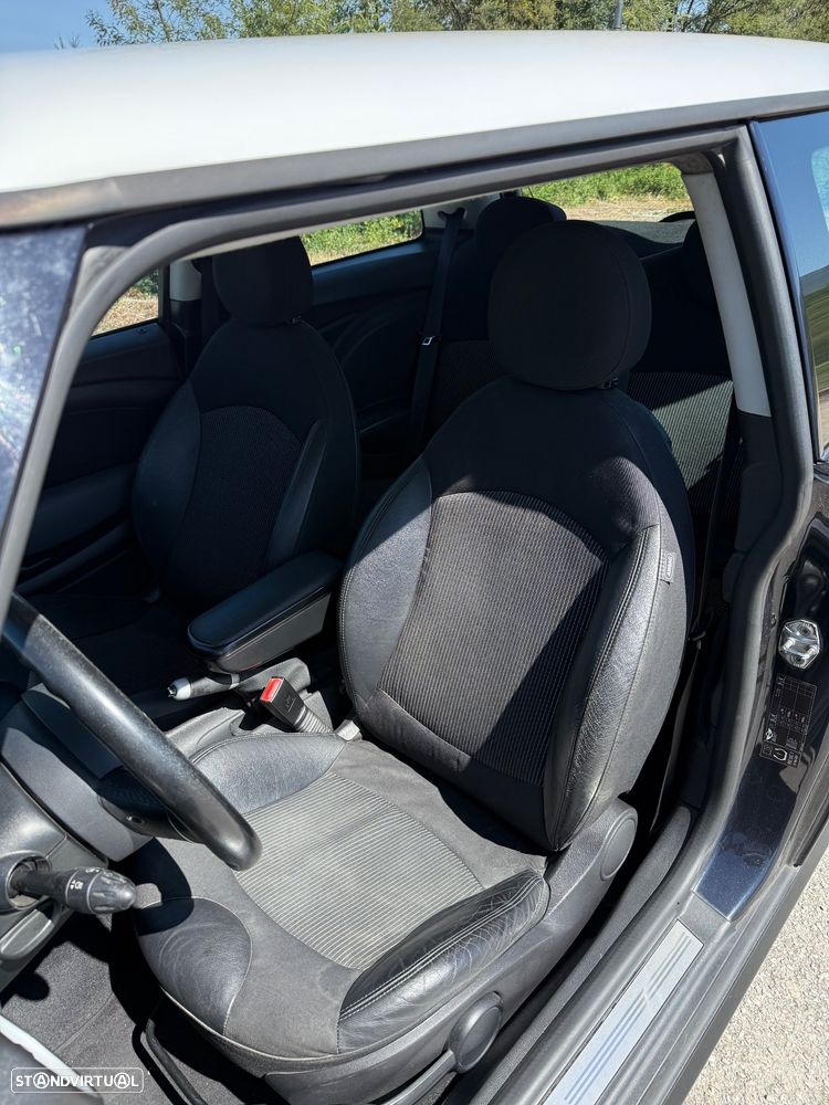 MINI 3 Portas Cooper D - 15