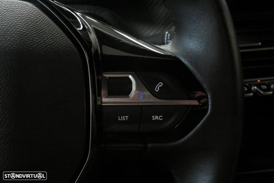 Peugeot 2008 1.2 PureTech Allure Pack - 21