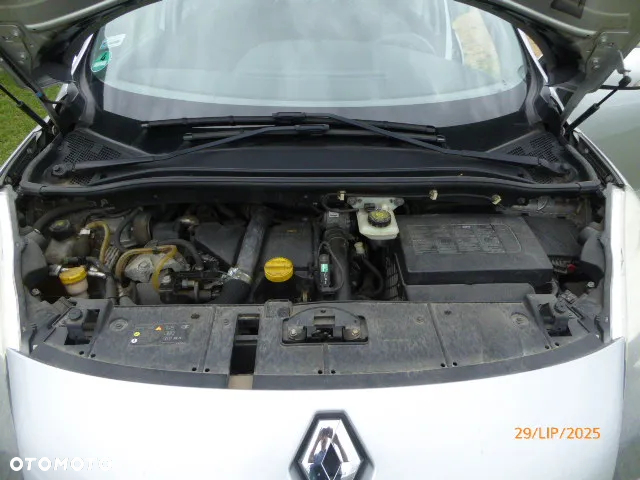 Renault Grand Scenic - 11