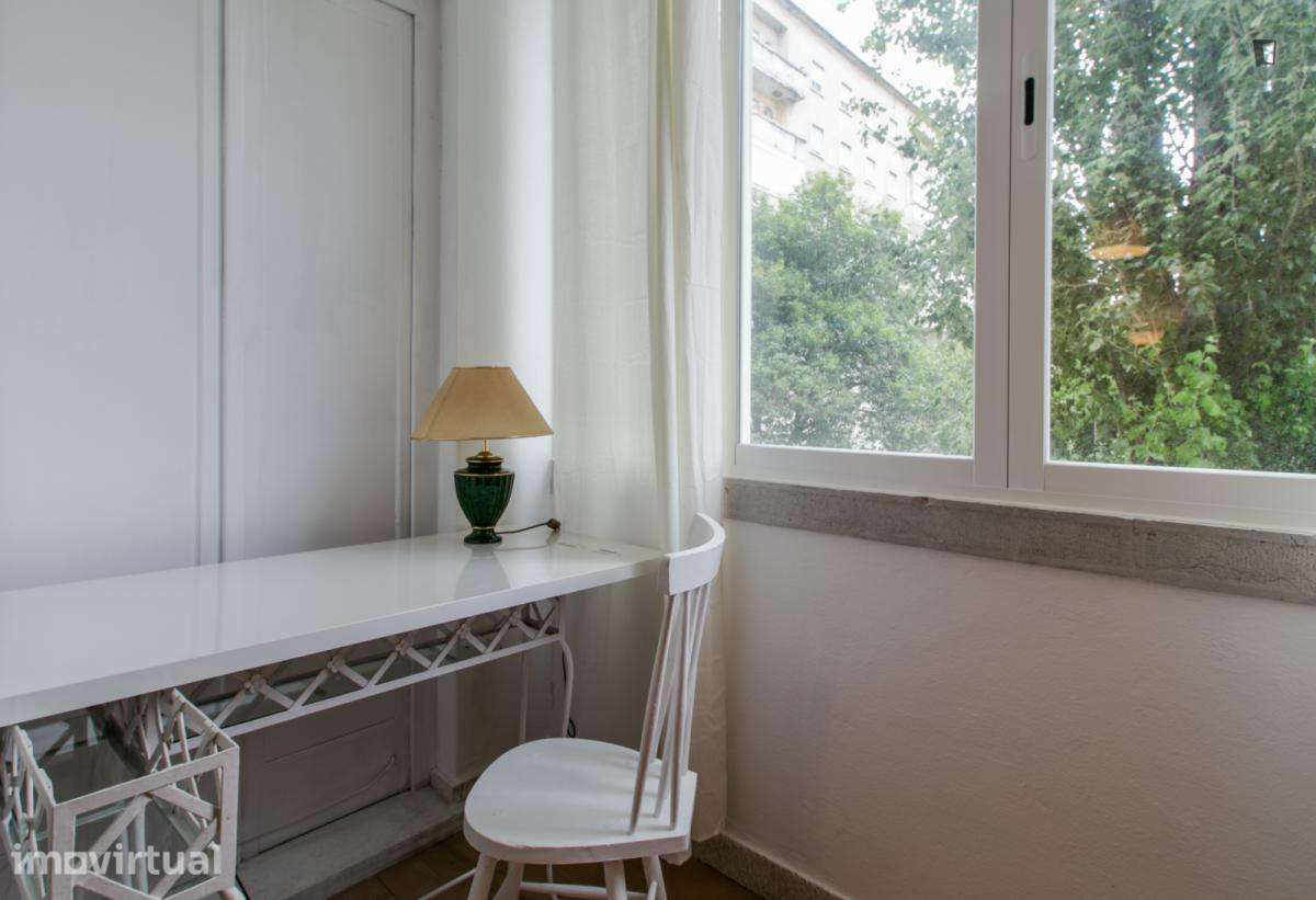 Quarto - localizado em Alameda Lisbon - Grande imagem: 5/10