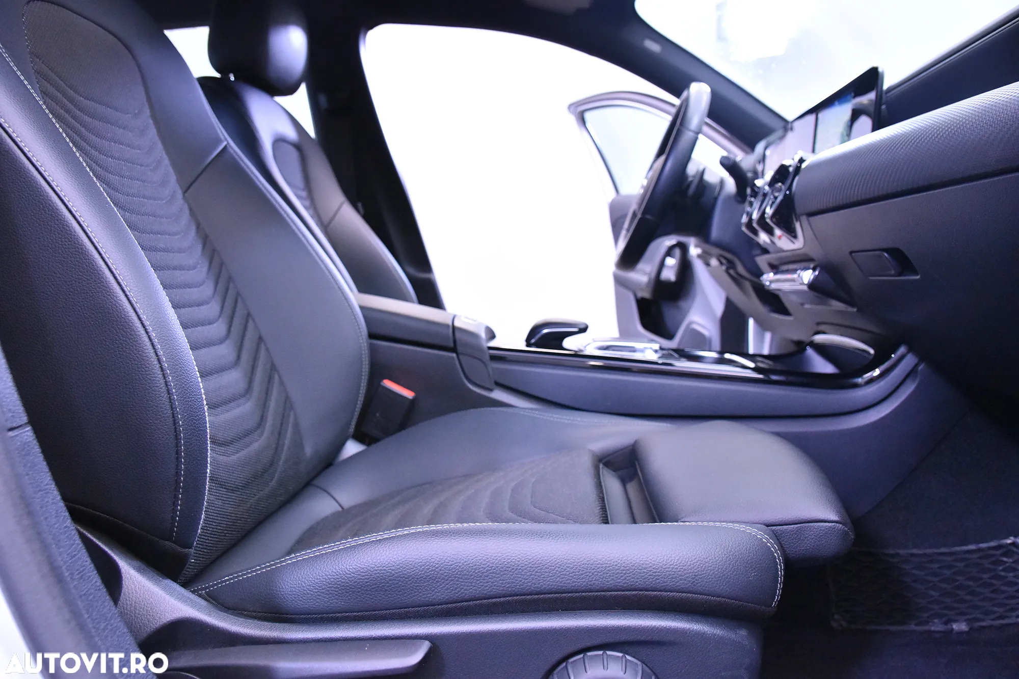 Mercedes-Benz A 200 d Aut. - 11