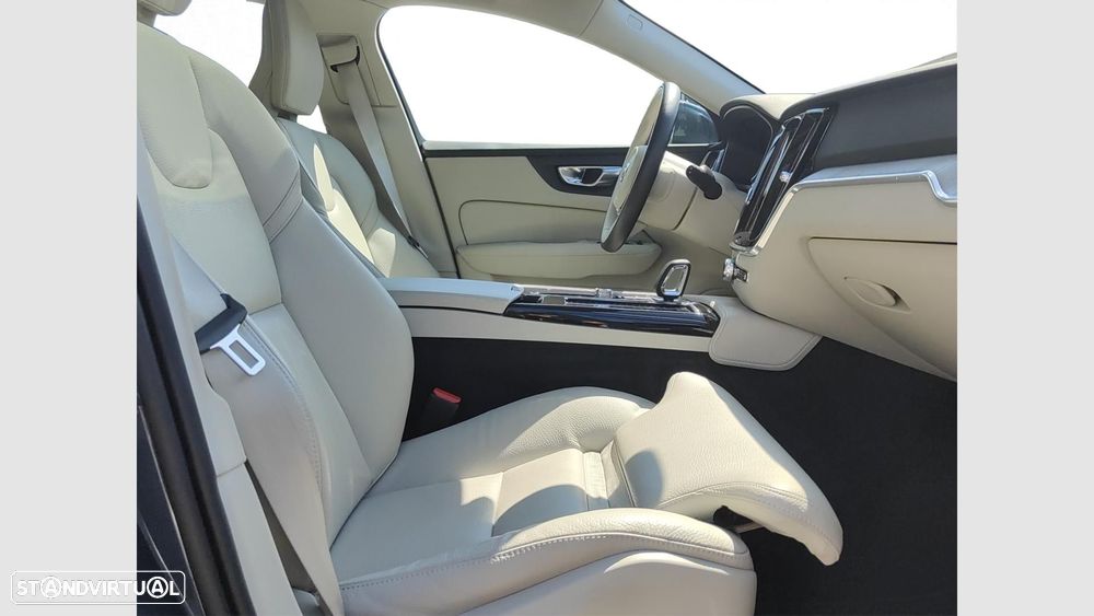 Volvo V60 2.0 T6 AWD TE Plus Bright - 13