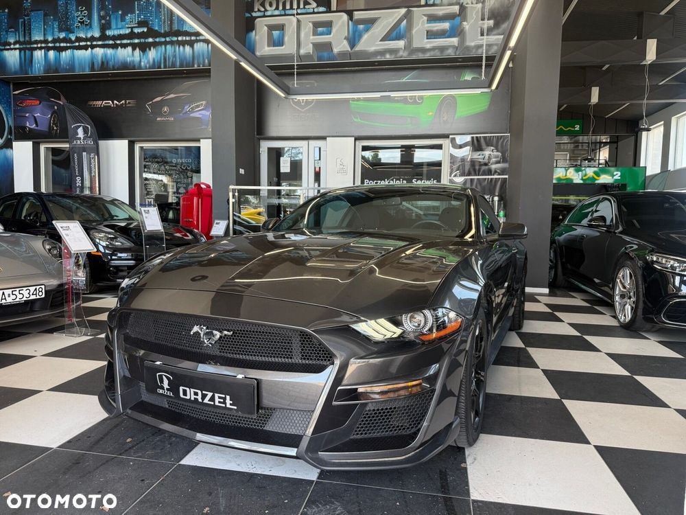 Ford Mustang - 1