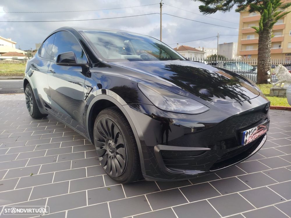 Tesla Model Y Tração Traseira Standard - 3