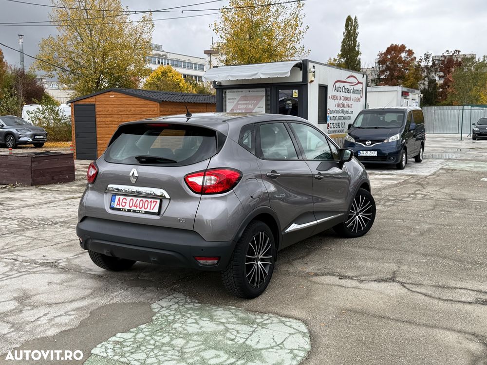 Renault Captur 2015 photo 3