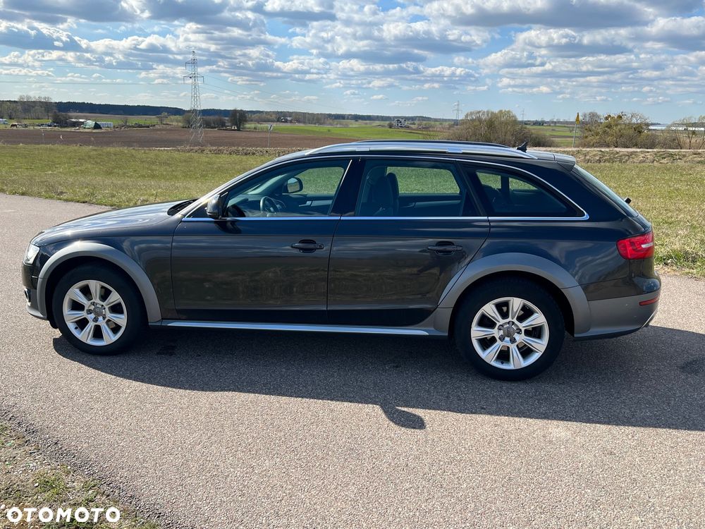 Audi A4 Allroad 2.0 TDI DPF S tronic - 5