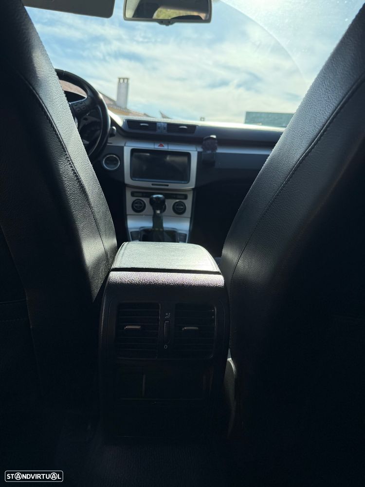 VW Passat Variant - 9