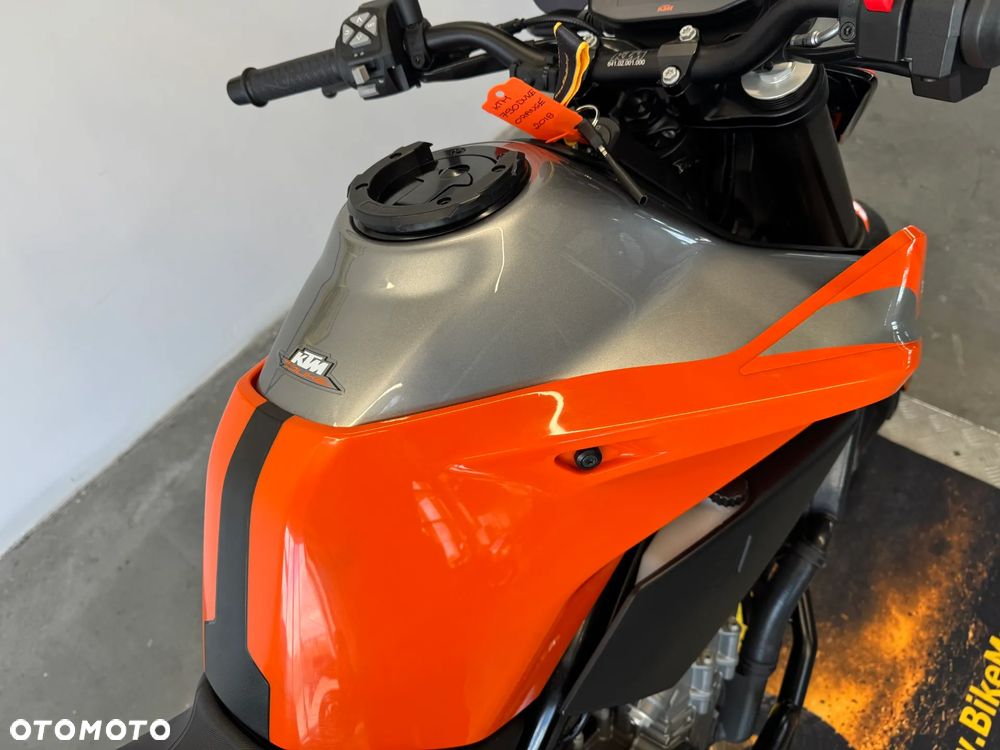 KTM Duke - 17
