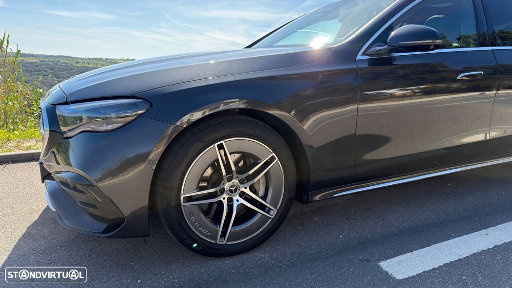 Mercedes-Benz E 300 - 10