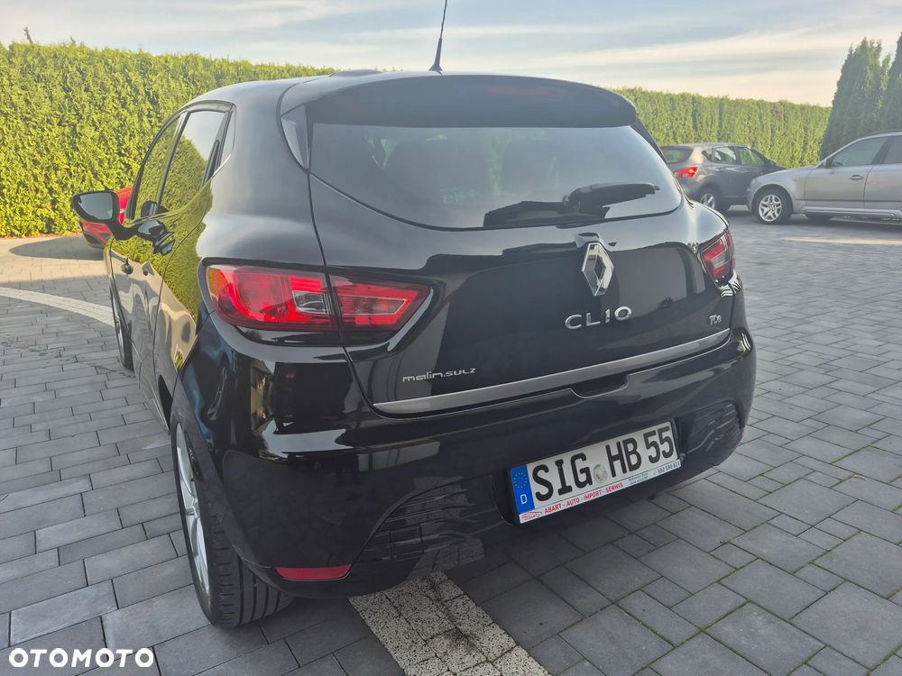 Renault Clio - 7