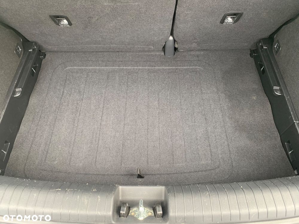Hyundai i20 - 17