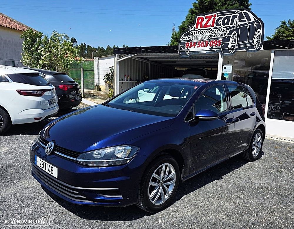 VW Golf 1.6 TDI Confortline - 1