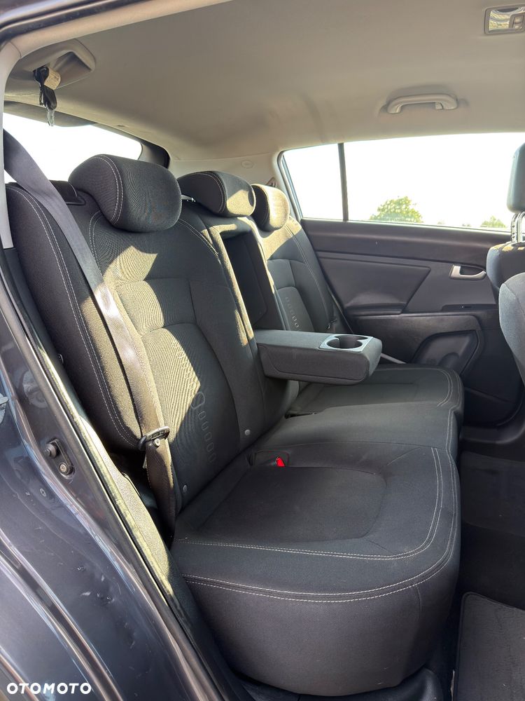 Kia Sportage 2.0 L 2WD - 9