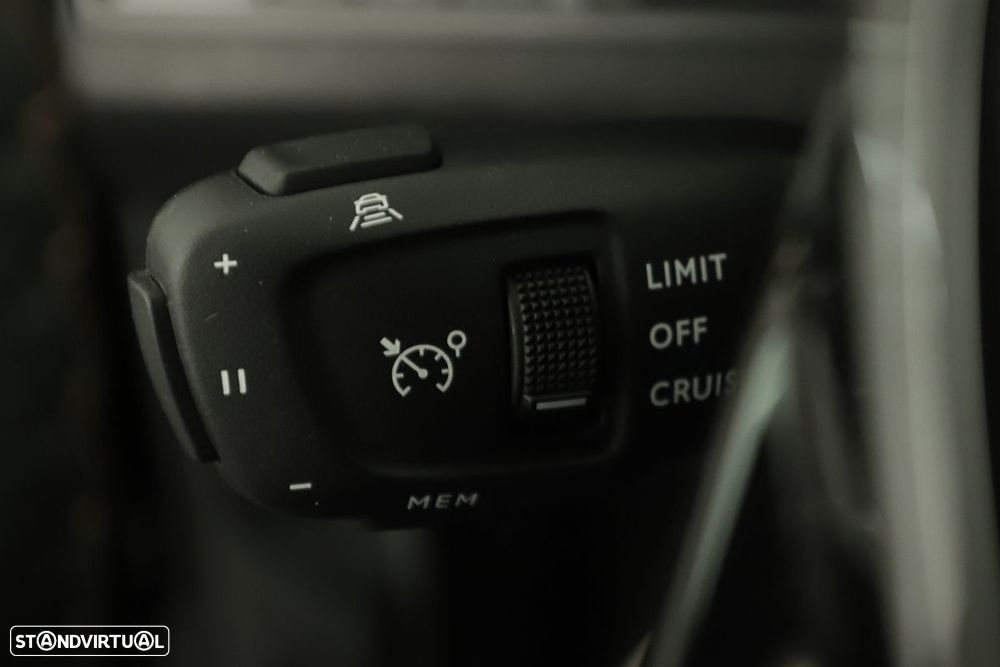 Peugeot 3008 1.2 PureTech GT EAT8 - 18
