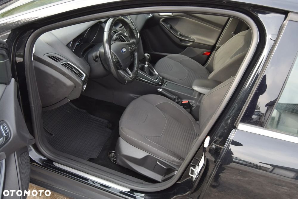 Ford Focus 1.0 EcoBoost Titanium - 7