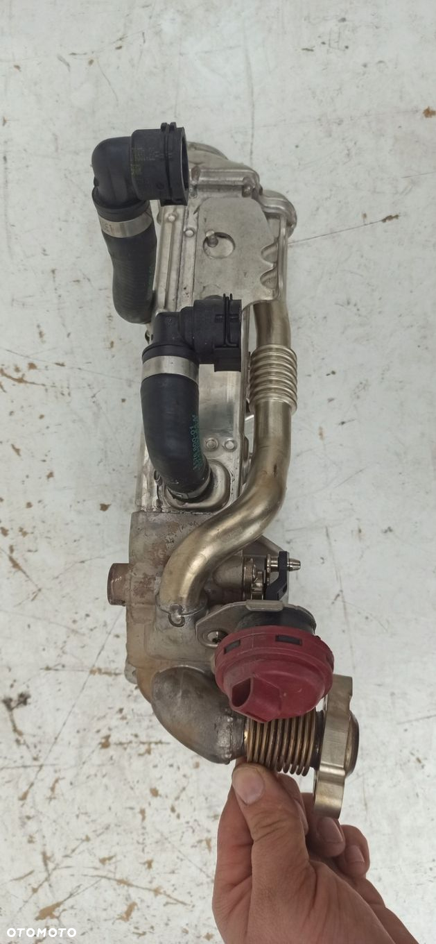 BMW G01 G02 G30 G11 3.0D CHŁODNICA SPALIN ZAWÓR EGR 8570655 11 8513132 - 4