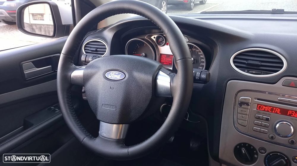 Ford Focus SW 1.6 TDCi Trend - 16