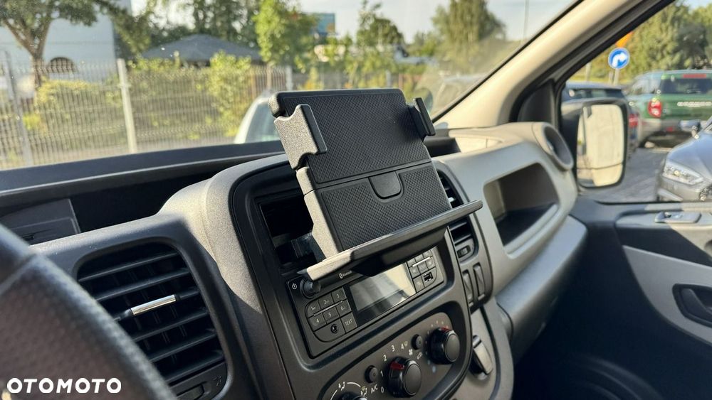 Renault Trafic - 22